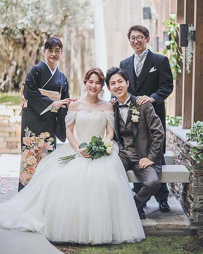 チャペルで家族婚